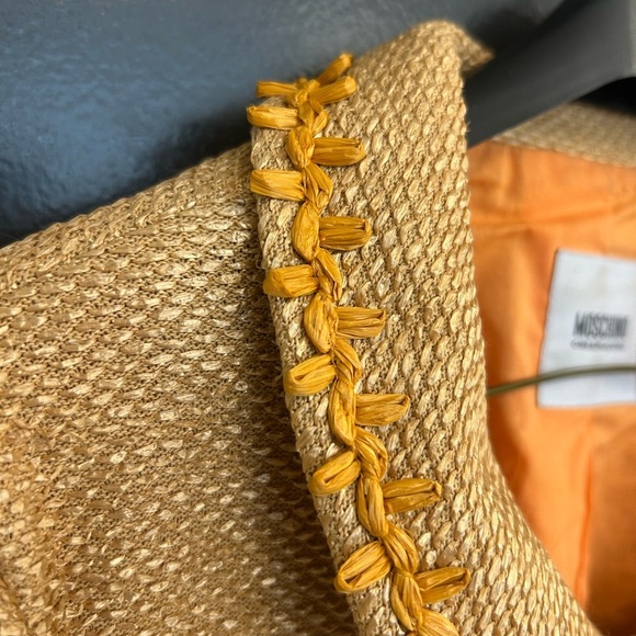 Moschino Cheap and Chic Sz 6 vintage EUC basket weave blazer- ultra fun and lux - Picture 13 of 15